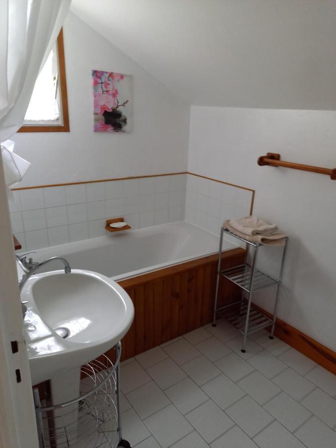 La Gasteboisiere With Swimming Pool And Games Room Le Mesnil-Adelee Eksteriør billede