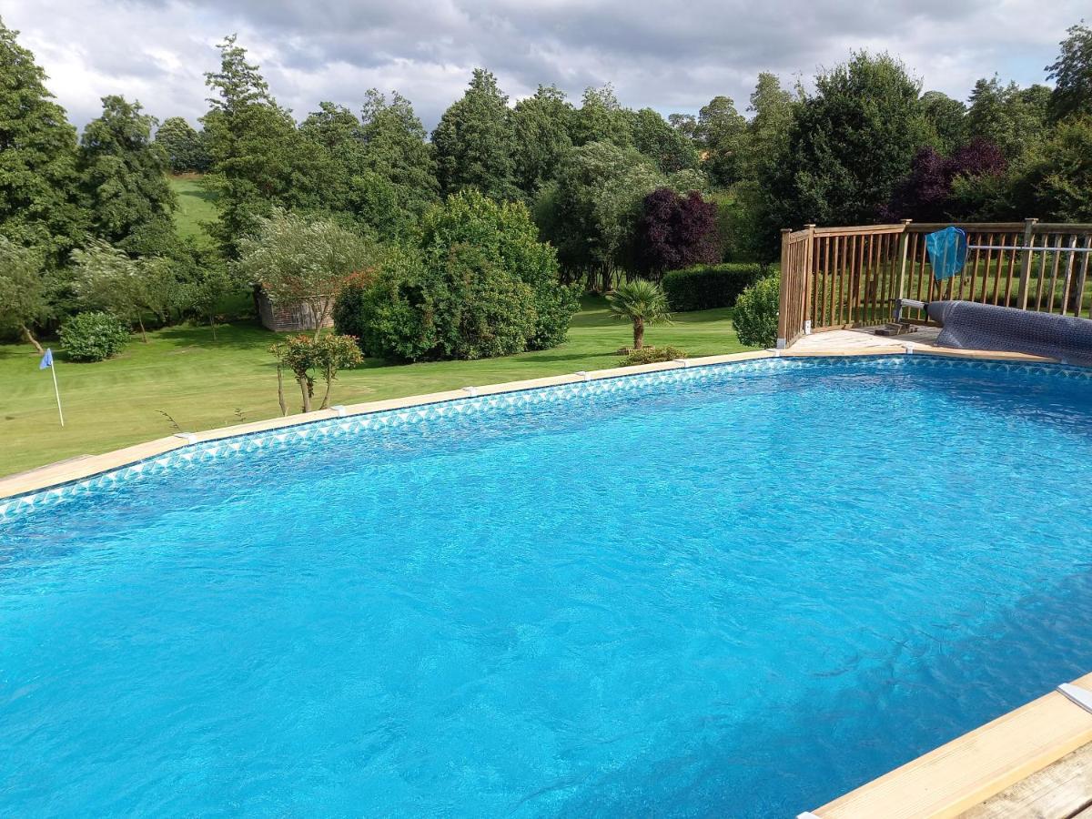 La Gasteboisiere With Swimming Pool And Games Room Le Mesnil-Adelee Eksteriør billede