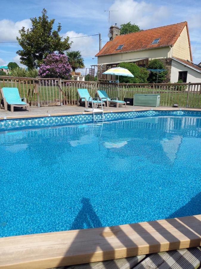 La Gasteboisiere With Swimming Pool And Games Room Le Mesnil-Adelee Eksteriør billede