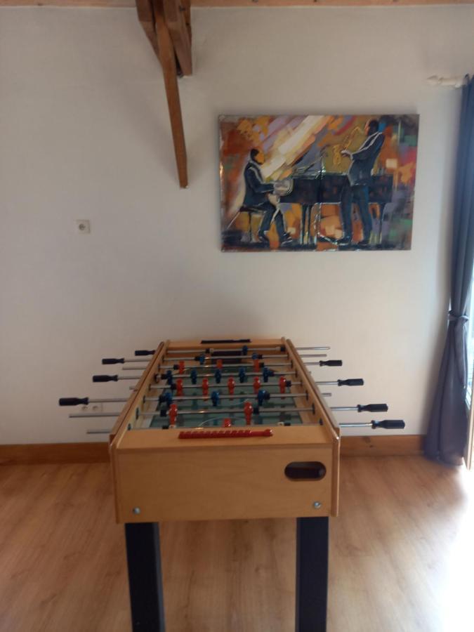 La Gasteboisiere With Swimming Pool And Games Room Le Mesnil-Adelee Eksteriør billede